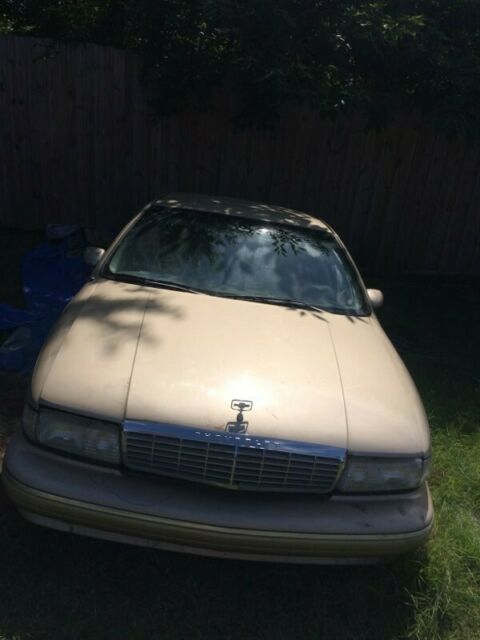1993 Chevrolet Caprice - photo 2