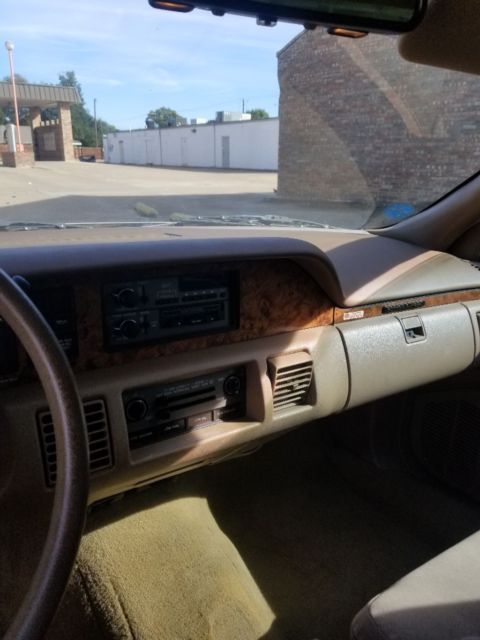 1993 Chevrolet Caprice Ls - photo 2