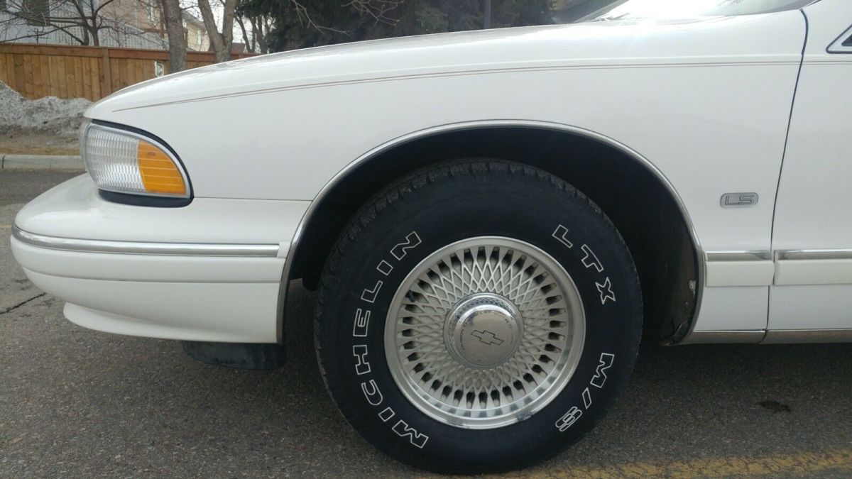 1993 Chevrolet Caprice LS - photo 4
