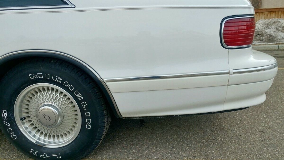 1993 Chevrolet Caprice LS - photo 7