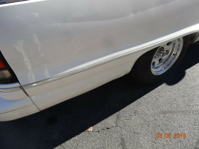 1993 Chevrolet Caprice CAPRICE CLASSIC WAGON - photo 7