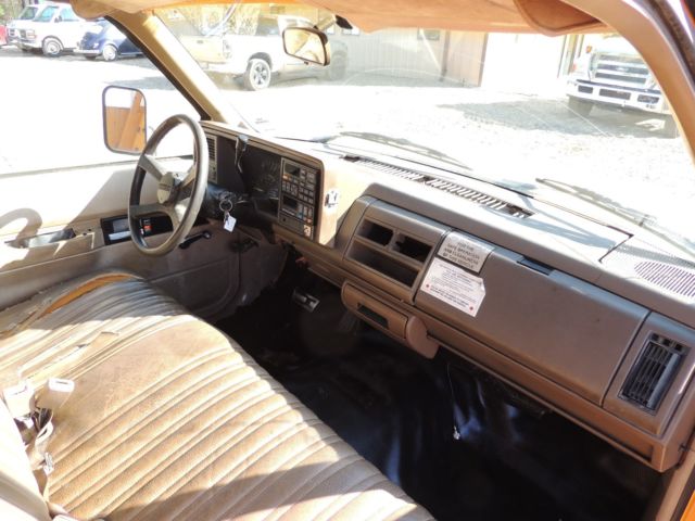 1993 Chevrolet C/K Pickup 3500 Cheyenne - photo 12