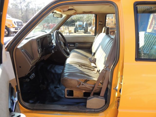 1993 Chevrolet C/K Pickup 3500 Cheyenne - photo 9