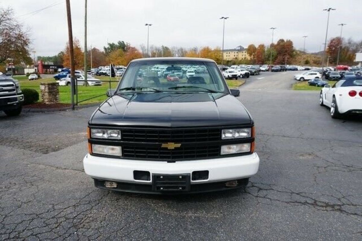 1993 Chevrolet C/K Pickup 1500 - photo 6