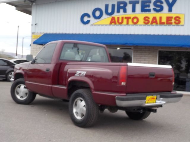 1993 Chevrolet C/K Pickup 1500 Reg. Cab Sportside 4WD - photo 3