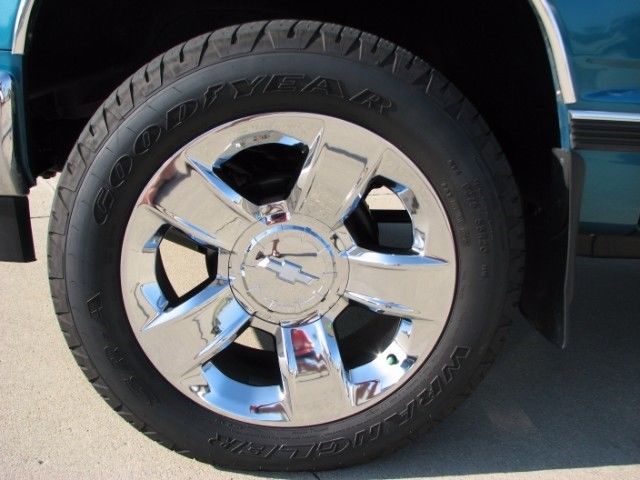 1993 Chevrolet C/K Pickup 1500 Reg. Cab W/T 6.5-ft. Bed 4WD - photo 5