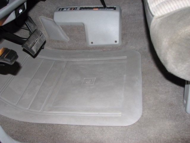 1993 Chevrolet C/K Pickup 1500 Reg. Cab W/T 8-ft. Bed 4WD - photo 12