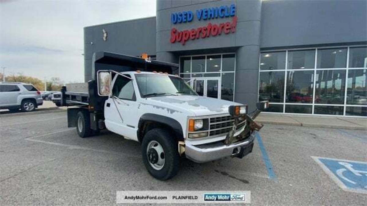 1993 Chevrolet C/K 3500 Base White 6.5L V8 16V DI OHV Turbo Diesel 4-Speed Auto 1993 Chevrolet C/K Pickup 3500