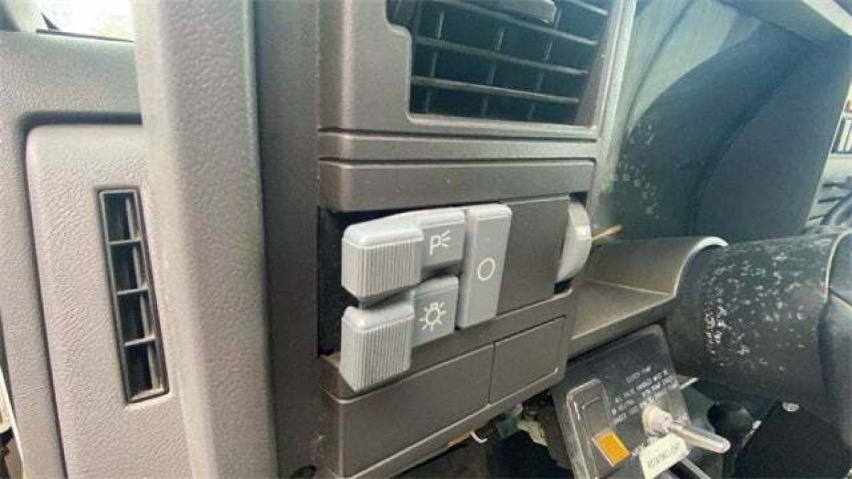 1993 Chevrolet C/K Pickup 3500 - photo 12