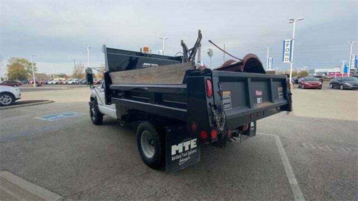 1993 Chevrolet C/K Pickup 3500 - photo 7