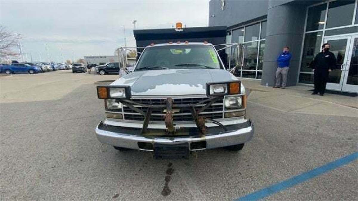 1993 Chevrolet C/K Pickup 3500 - photo 9