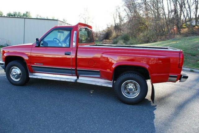 1993 Chevrolet C/K Pickup 3500 K3500 Silverado 2dr 4WD Standard Cab LB - photo 6