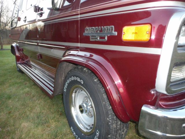 1993 Chevrolet G20 Van Van - photo 11