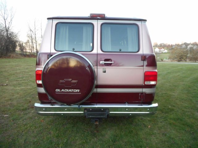 1993 Chevrolet G20 Van Van - photo 4