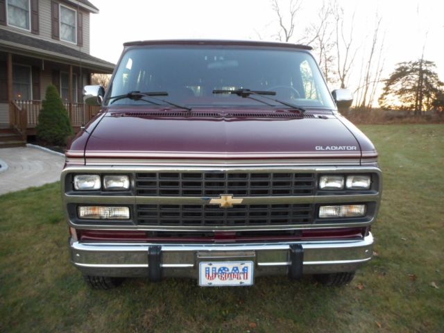 1993 Chevrolet G20 Van Van - photo 8