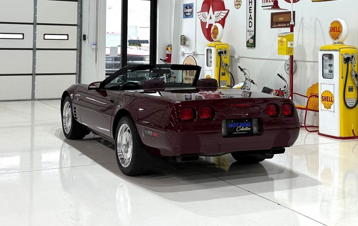1993 Chevrolet Corvette Convertible - photo 10