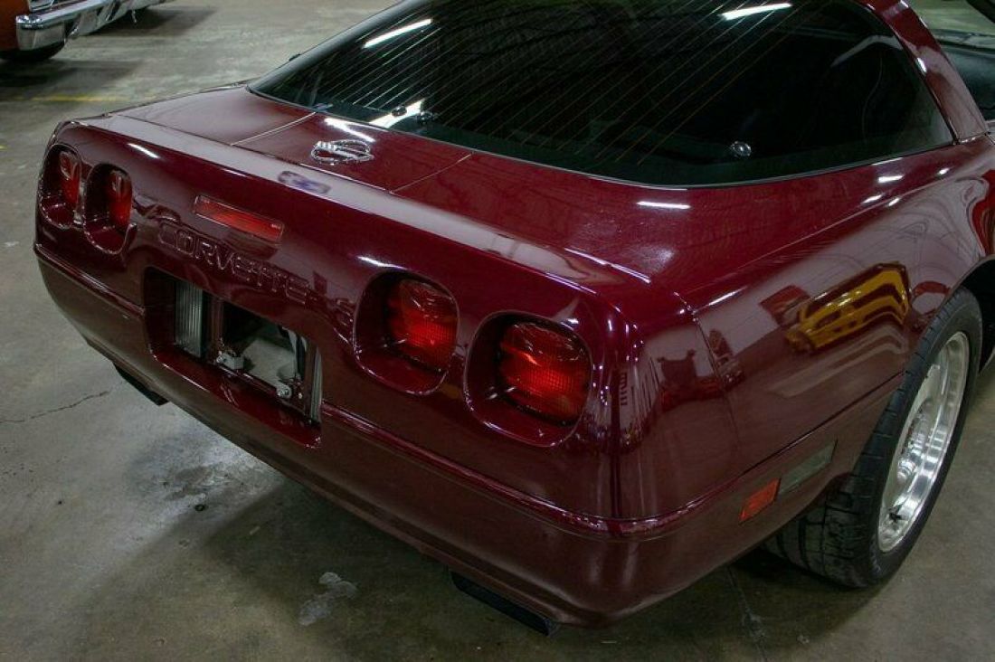 1993 Chevrolet Corvette - photo 11