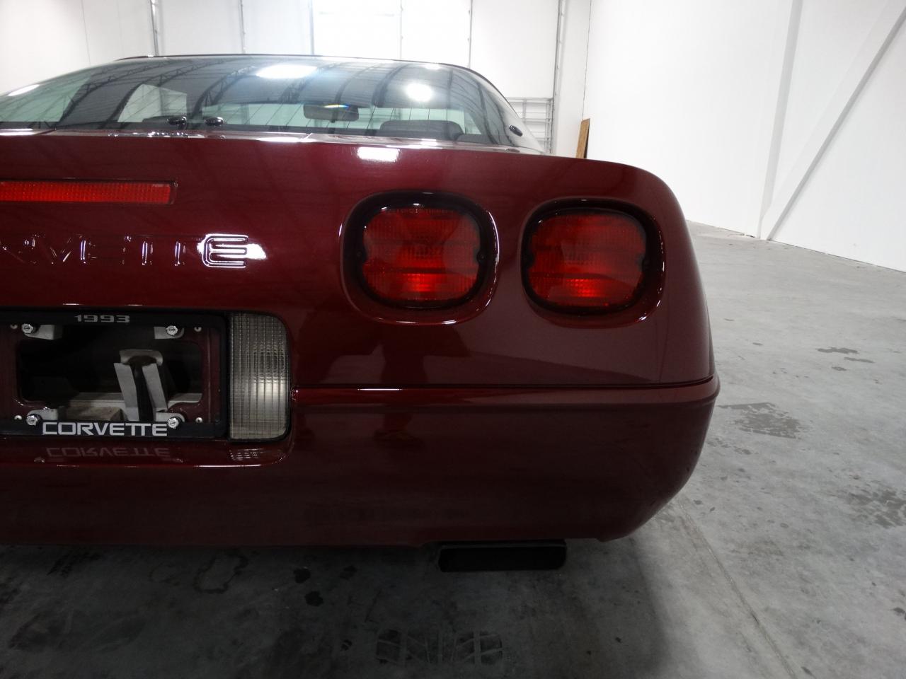 1993 Chevrolet Corvette - photo 3