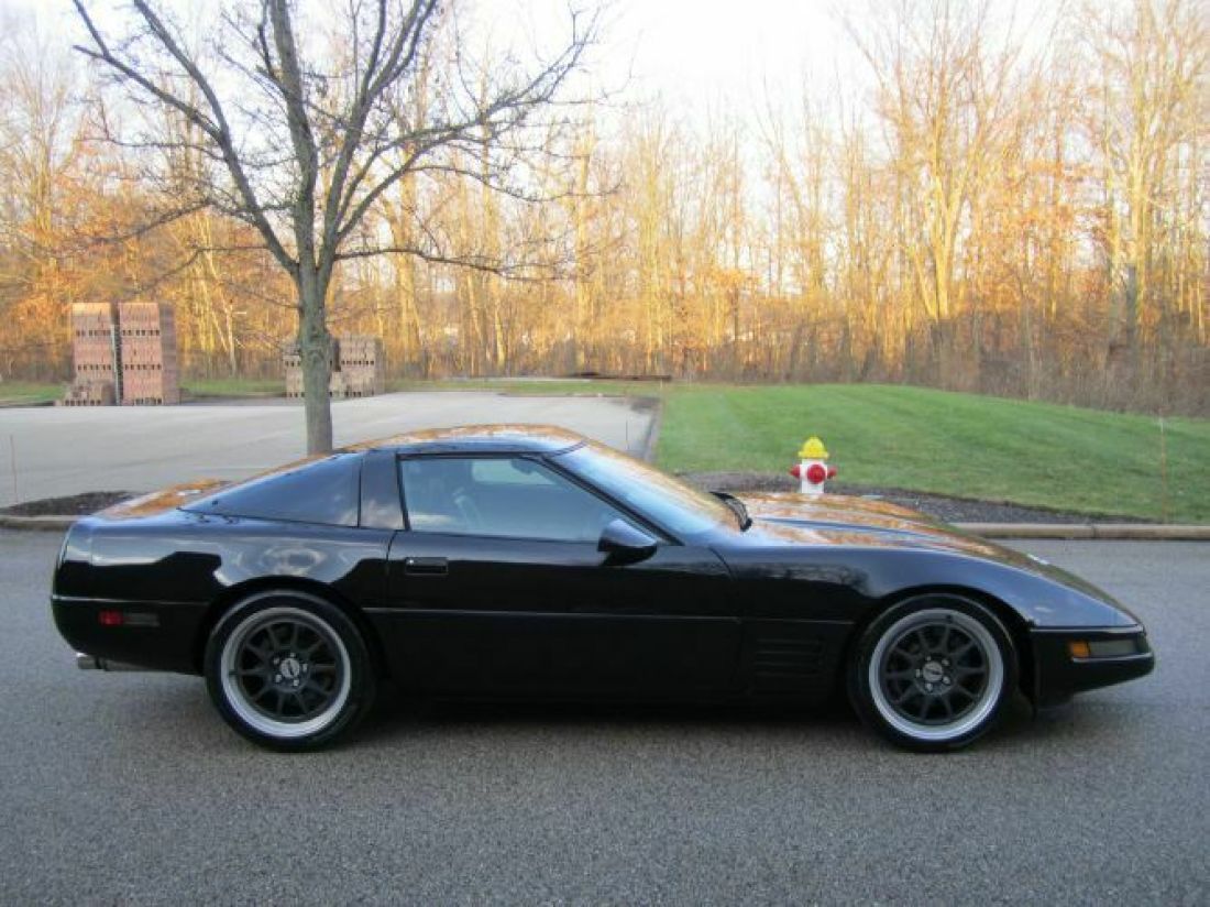 1993 Chevrolet Corvette 40TH ANNIVERSARY APPEARANCE PKG - photo 8