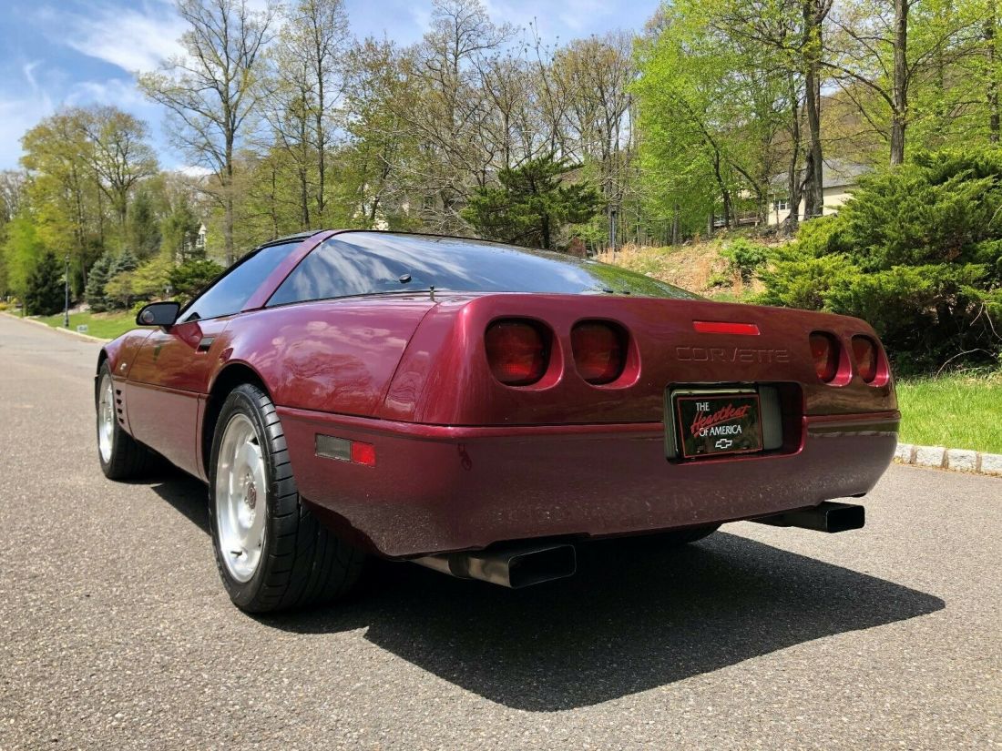 1993 Chevrolet Corvette 40th Anniversary Coupe - photo 7
