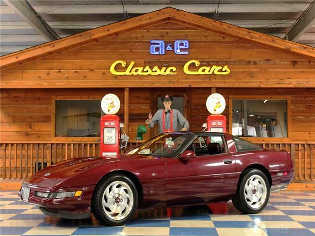 1993 Chevrolet Corvette 40th Anniversary LOW MILES – Ruby Red 1993 Chevrolet Corvette 40th Anniversary