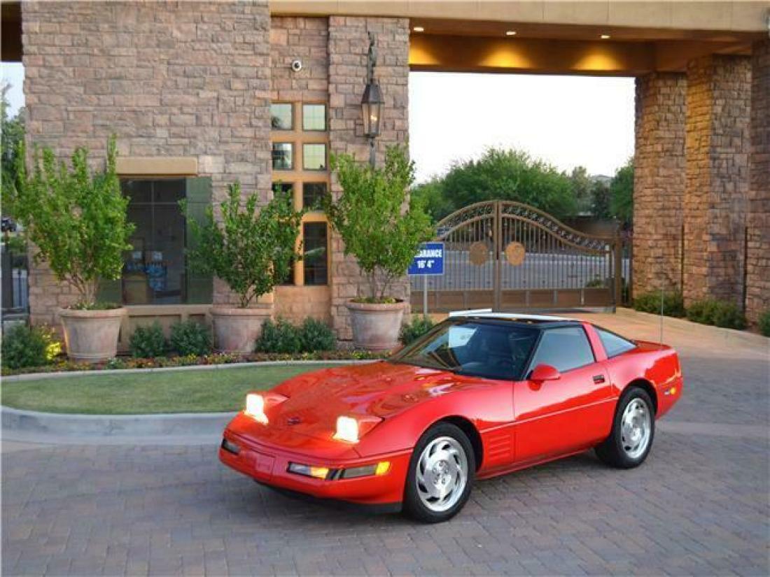1993 Chevrolet Corvette 54,900 Miles Torch Red 8 Cylinder Engine 5.7L/350 Auto 1993 Chevrolet Corvette