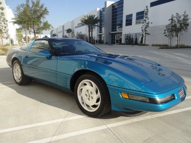1993 Chevrolet Corvette -- - photo 2