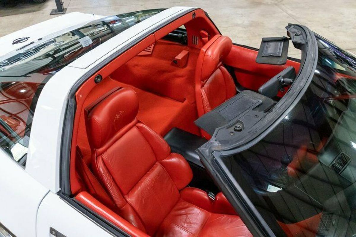 1993 Chevrolet Corvette - photo 10