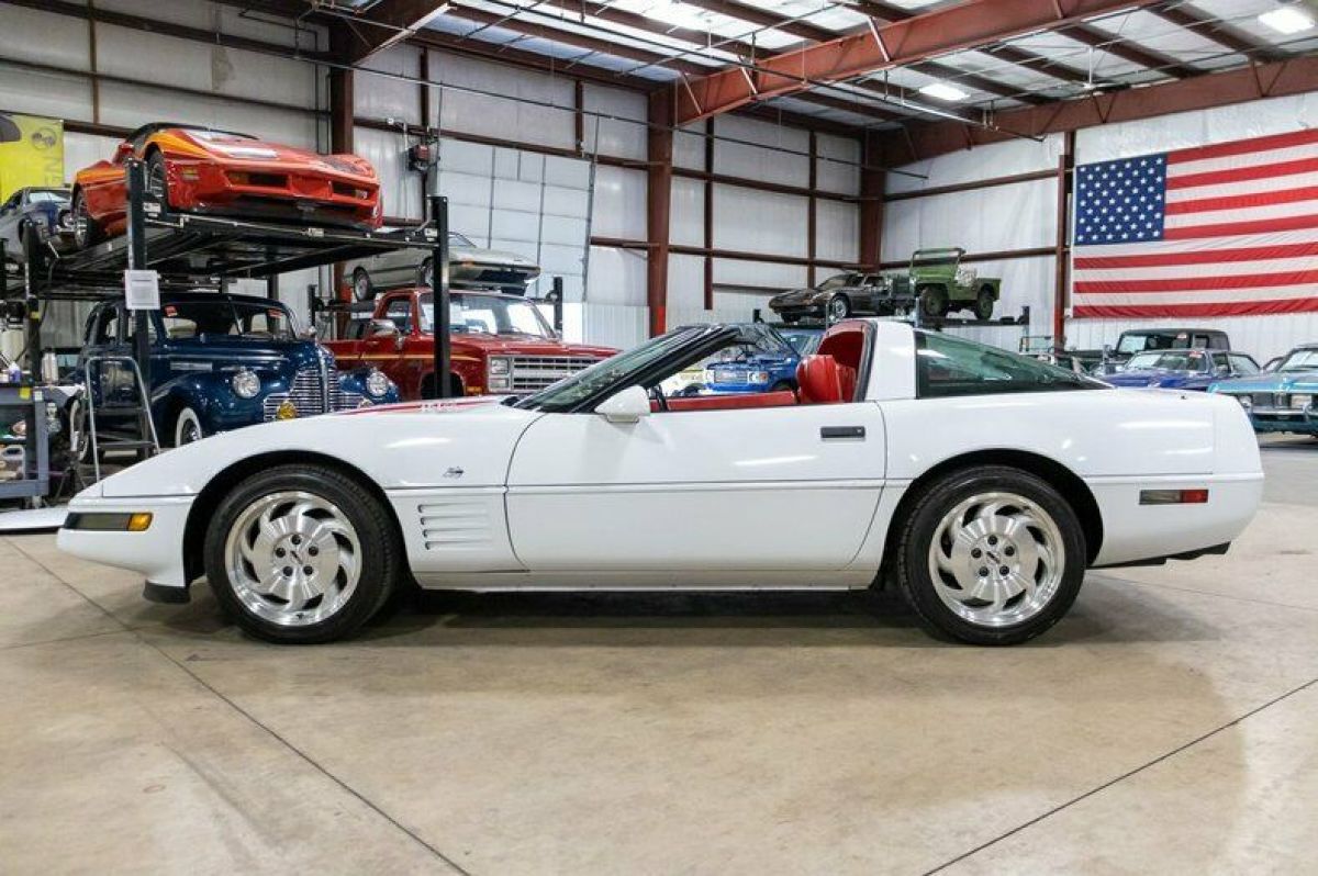 1993 Chevrolet Corvette - photo 2
