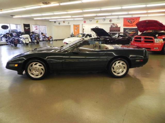 1993 Chevrolet Corvette Base 2dr Convertible - photo 13