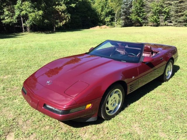 1993 Chevrolet Corvette Conv. "40th Anniversary Edition 46,000 Miles" 1993 Chevrolet Corvette Convertible