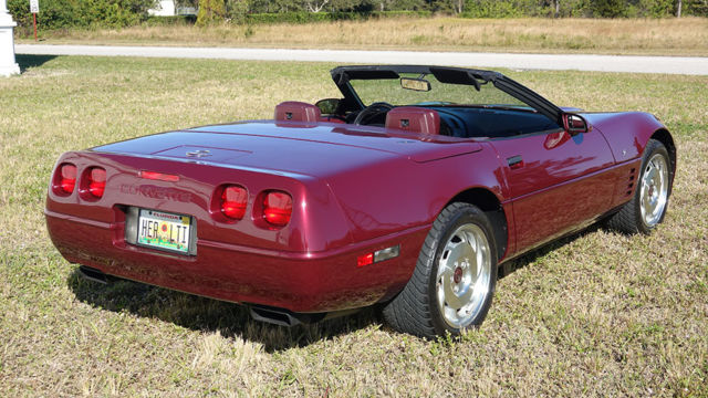 1993 Chevrolet Corvette Conv. 40th Anniversary Edition "17,615 Miles" 1993 Chevrolet Corvette Convertible
