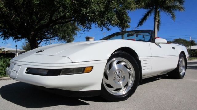 1993 CHEVROLET CORVETTE CONVERTIBLE, 1 OWNER FL CAR IN SHOWROOM CONDITION, WOW!! 1993 Chevrolet Corvette 2Dr