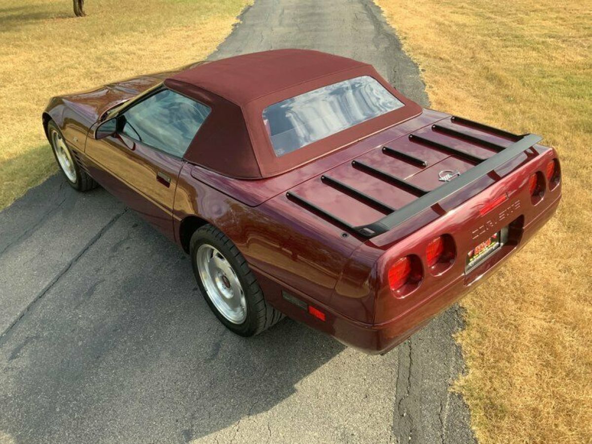 1993 Chevrolet Corvette Convertible, 1039 Miles, Pristine - photo 4