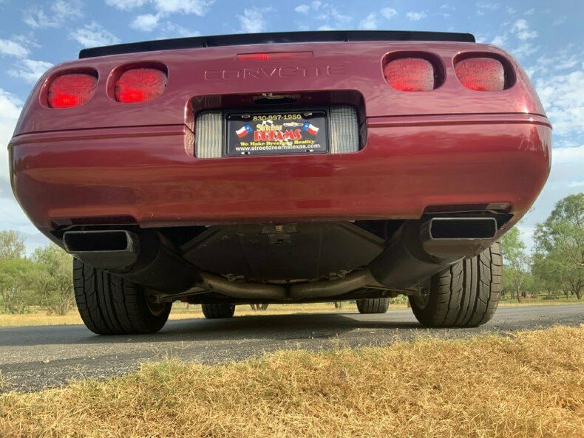 1993 Chevrolet Corvette Convertible, 1039 Miles, Pristine - photo 5