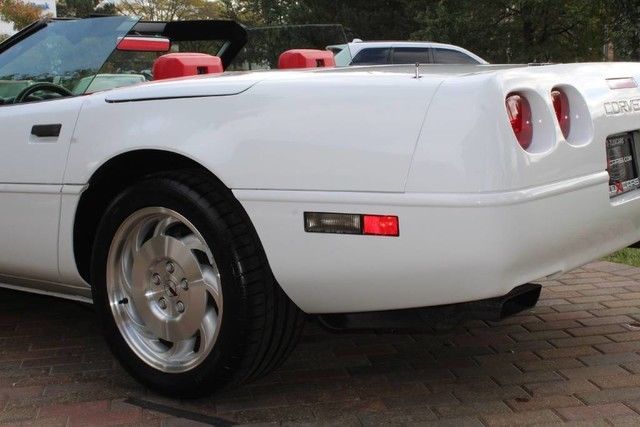 1993 Chevrolet Corvette Convertible - photo 9