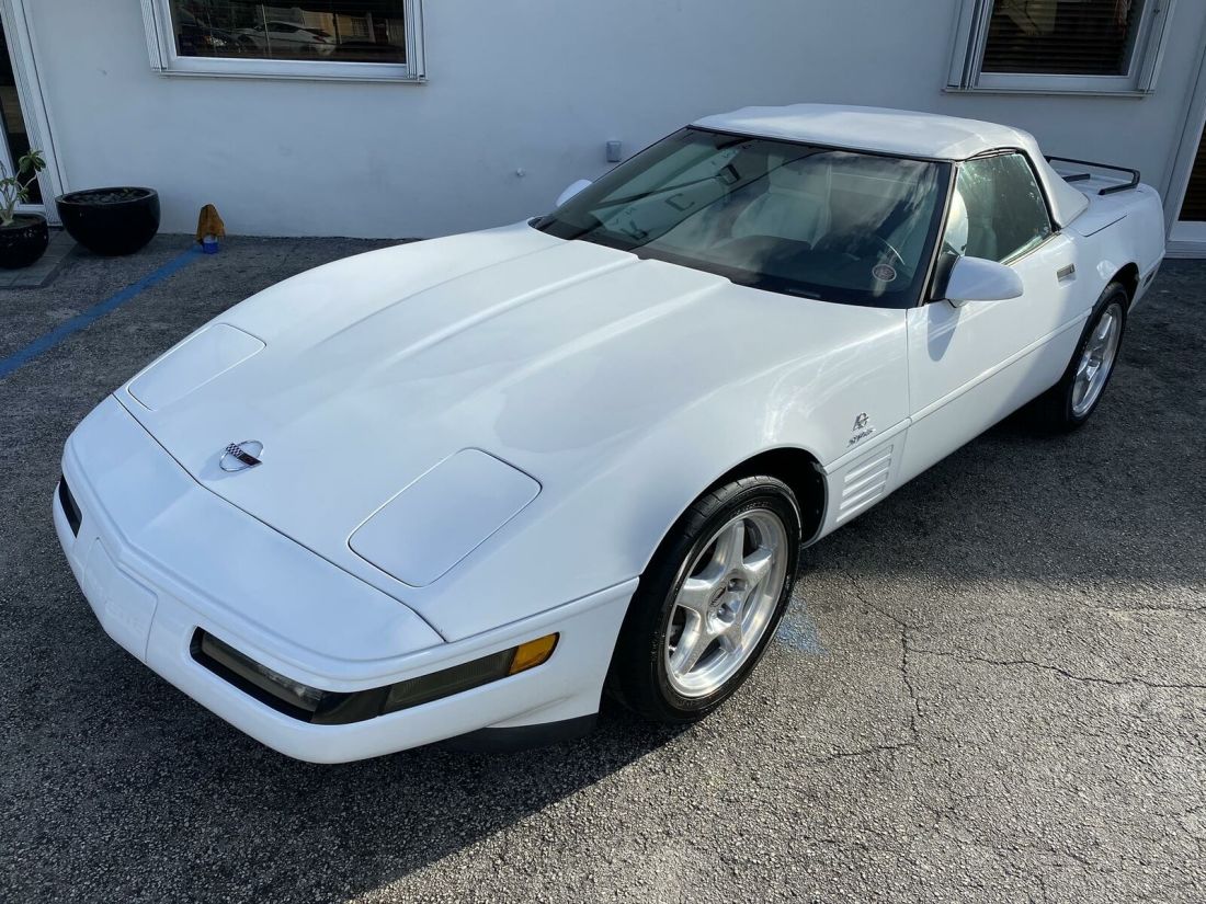 1993 Chevrolet Corvette Convertible - Clean Carfax - Automatic - photo 5