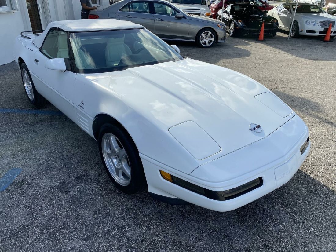 1993 Chevrolet Corvette Convertible - Clean Carfax - Automatic - photo 7