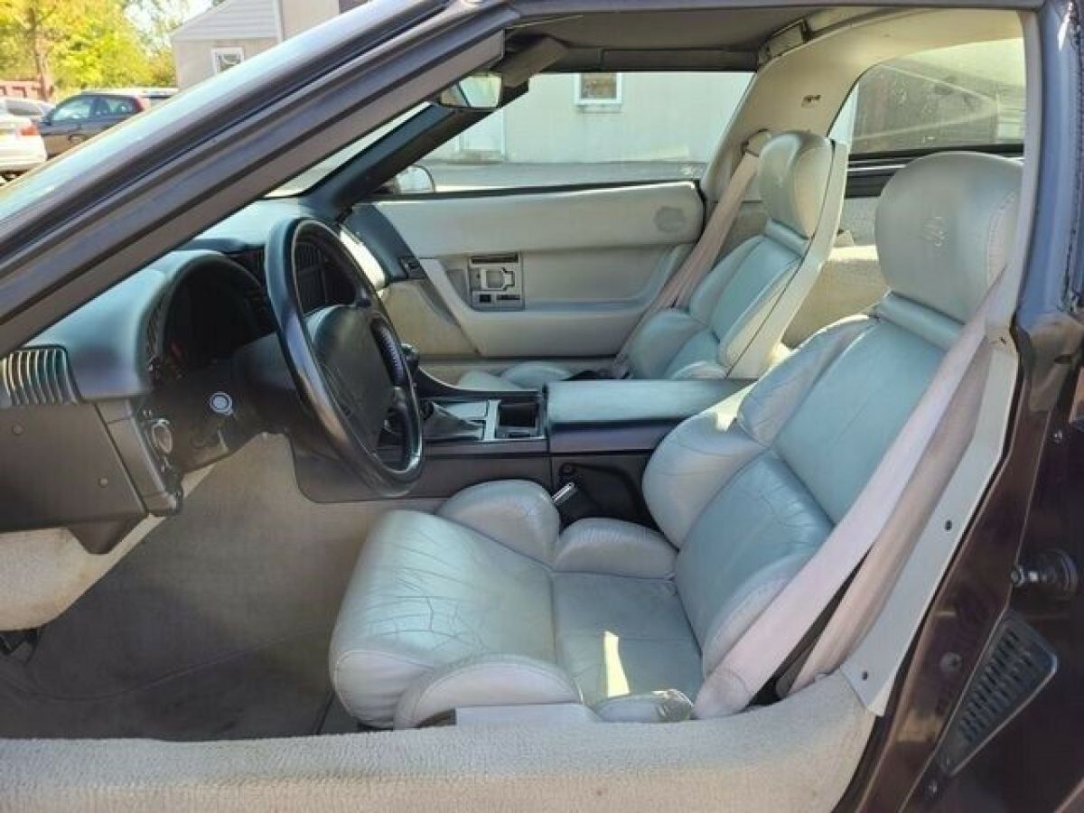 1993 Chevrolet Corvette Coupe 2D - photo 10