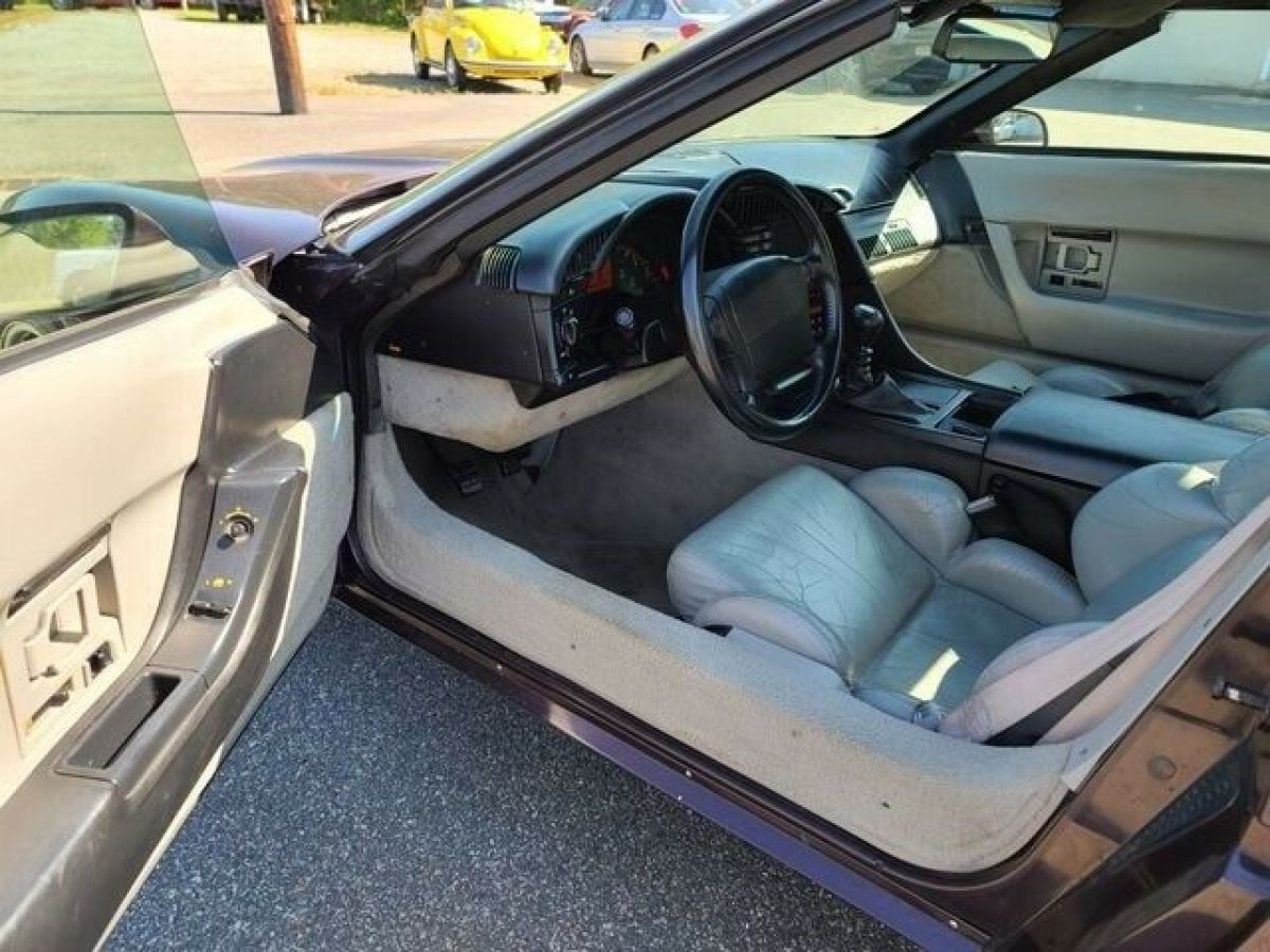 1993 Chevrolet Corvette Coupe 2D - photo 9