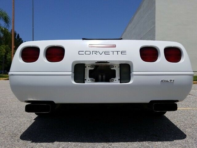 1993 Chevrolet Corvette COUPE~ 6-SPEED~ FACTORY CHROME~WHOLESALE PRICE! - photo 9