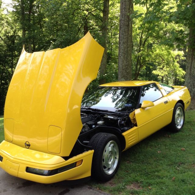 1993 CHEVROLET CORVETTE LIMITED 40th ANNIVERSARY EDITION, 34k Miles, ALL ORIGINA 1993 Chevrolet Corvette