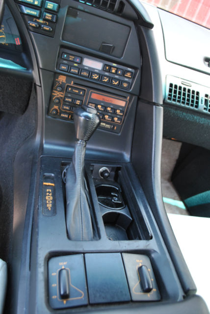 1993 Chevrolet Corvette LT-1 - photo 10