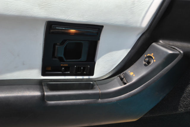 1993 Chevrolet Corvette LT-1 - photo 11