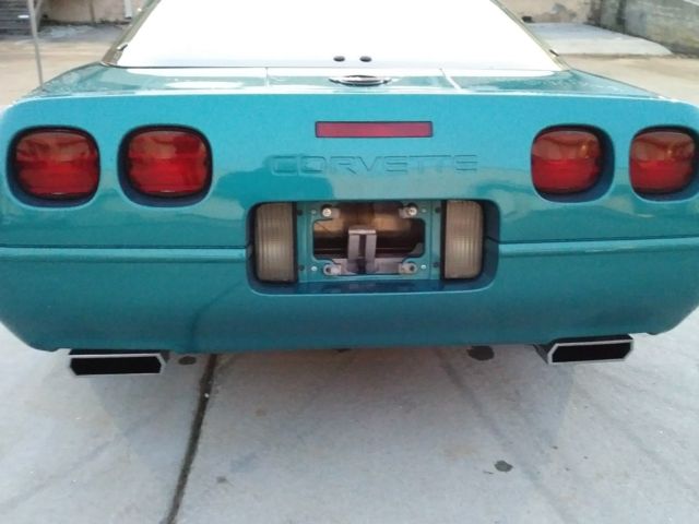 1993 Chevrolet Corvette - photo 2