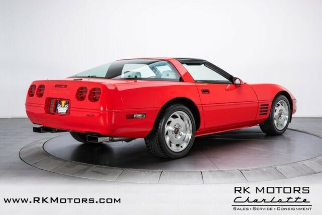 1993 Chevrolet Corvette -- - photo 2