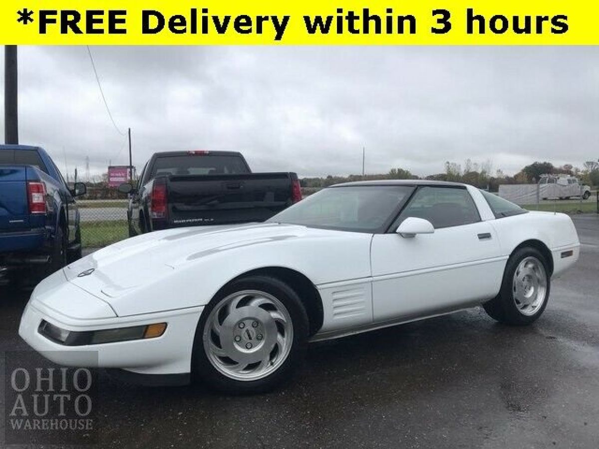 1993 Chevrolet Corvette Base 61K LOW MILES Automatic Cln Carfax We Finance - photo 2