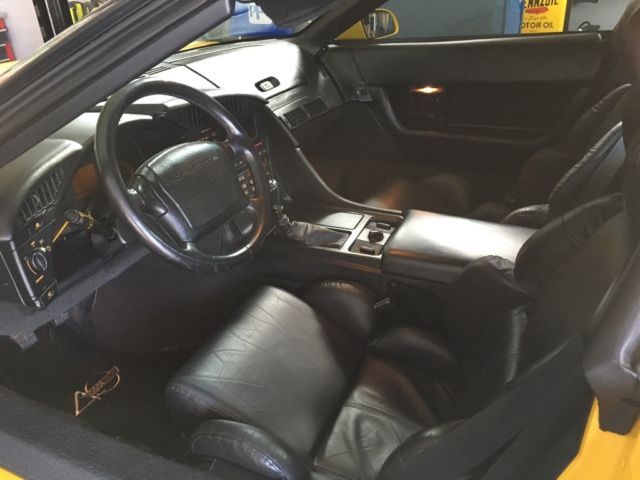 1993 Chevrolet Corvette Hatchback with ride control - photo 8