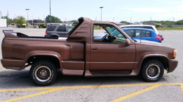 1993 Chevrolet C/K Pickup 1500 Standard cab short bed step side - photo 3