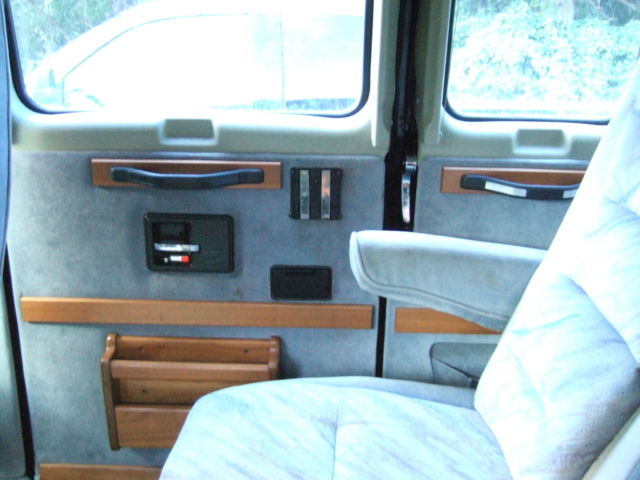 1993 Chevrolet G20 Van - photo 8